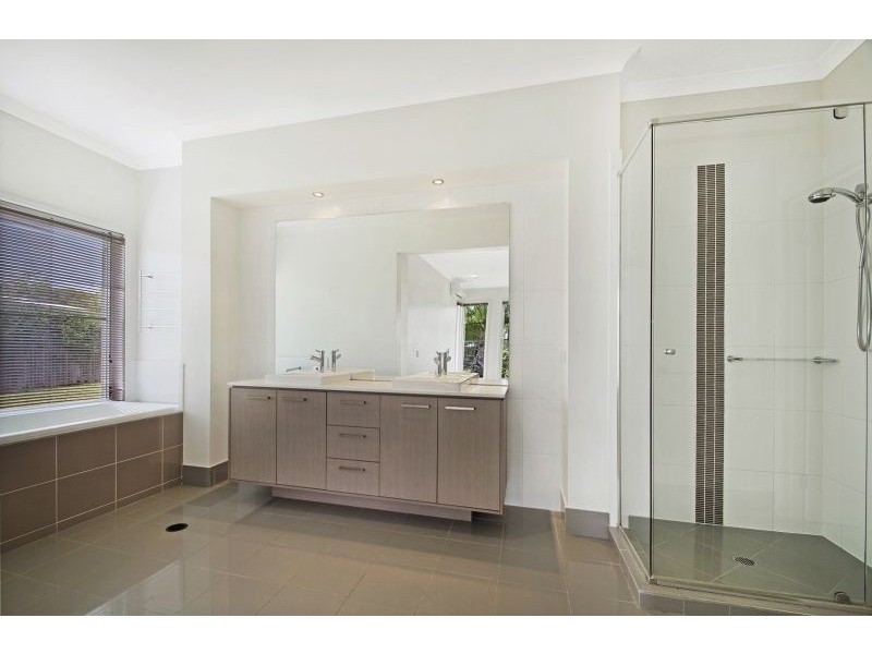 14 Aspera Place, Noosaville QLD 4566