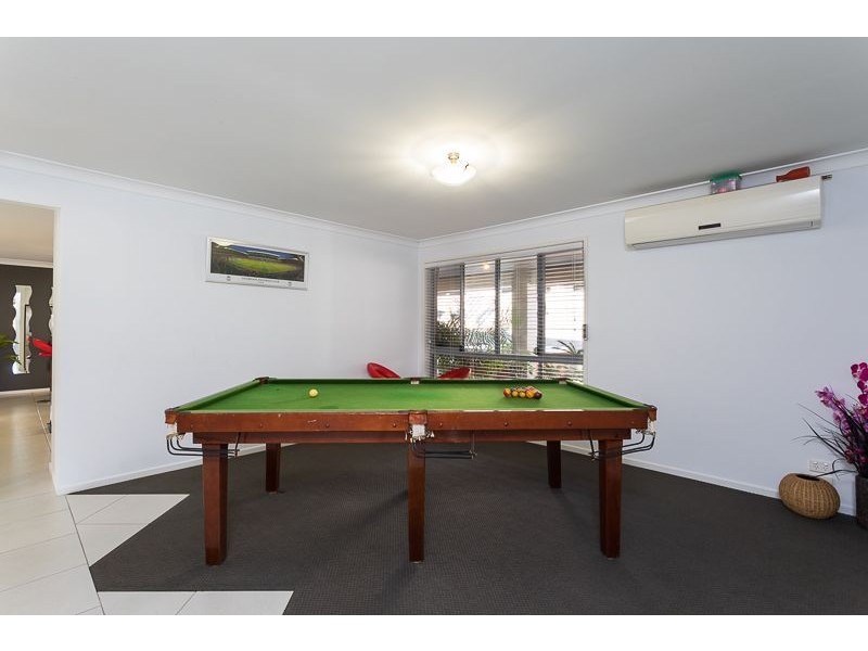 4 Forrest Street, Redland Bay QLD 4165