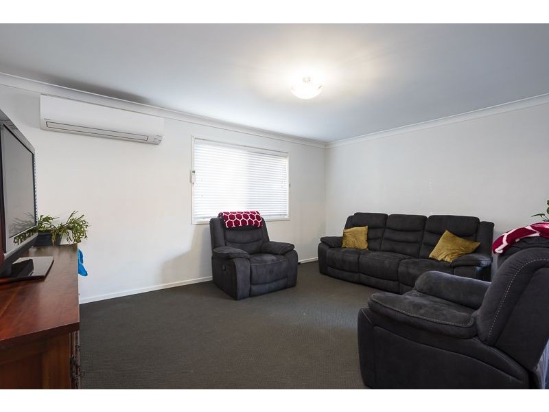 4 Forrest Street, Redland Bay QLD 4165