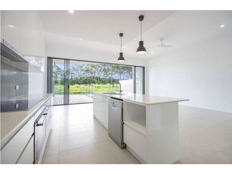 18 Osborne Circuit, Maroochydore QLD 4558