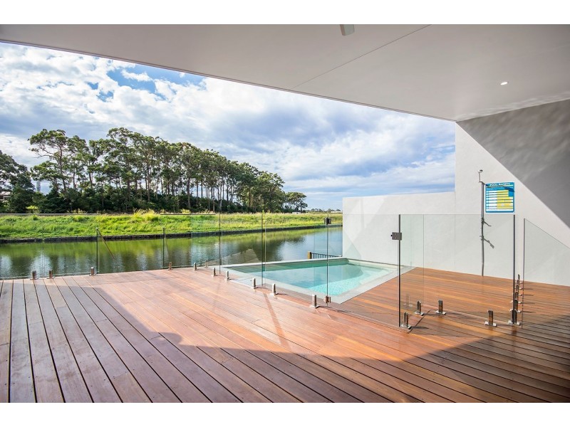 18 Osborne Circuit, Maroochydore QLD 4558