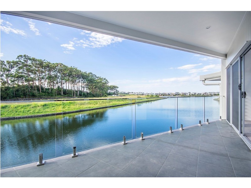 18 Osborne Circuit, Maroochydore QLD 4558