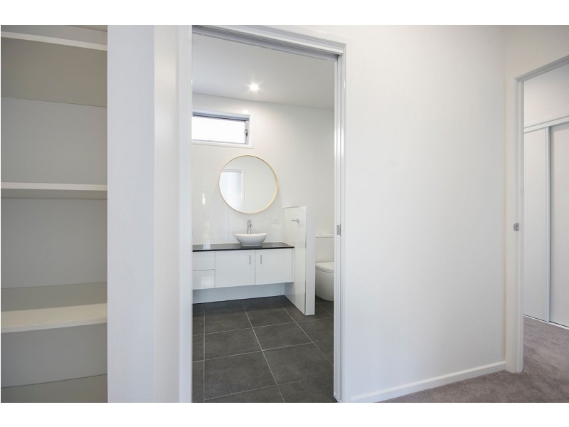 18 Osborne Circuit, Maroochydore QLD 4558