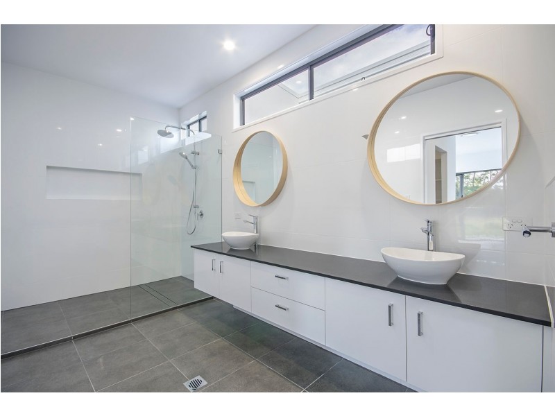 18 Osborne Circuit, Maroochydore QLD 4558