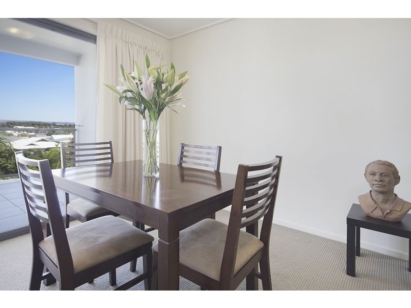 52/4 Grand Parade, Kawana Island QLD 4575