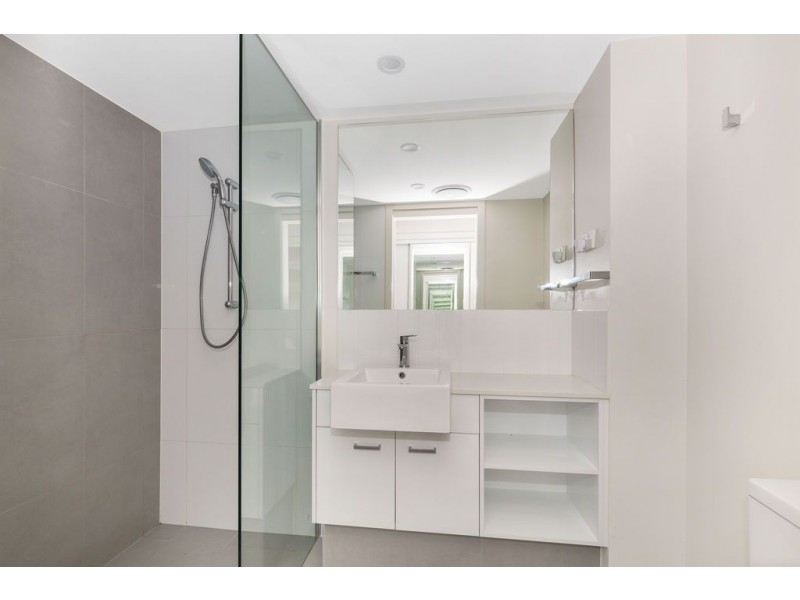 **UNDER APPLICATION** ID: 1560 Lutwyche Road, Lutwyche QLD 4030