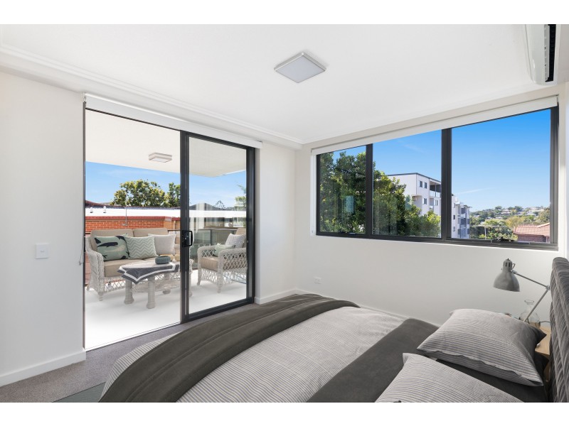 **UNDER APPLICATION** ID: 1560 Lutwyche Road, Lutwyche QLD 4030