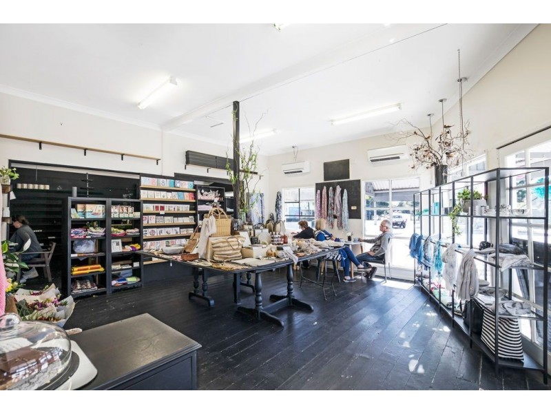 **UNDER APPLICATION** ID: 1560 Lutwyche Road, Lutwyche QLD 4030