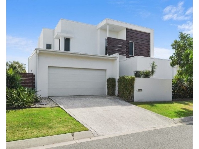A/1 Komodo Court, Kawana Island QLD 4575
