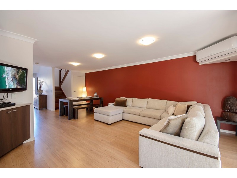 2/16 Andrew Avenue, Little Mountain QLD 4551