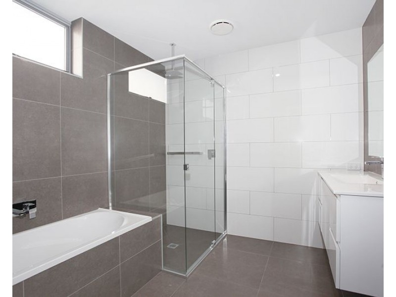 3/305 Bradman Avenue, Maroochydore QLD 4558