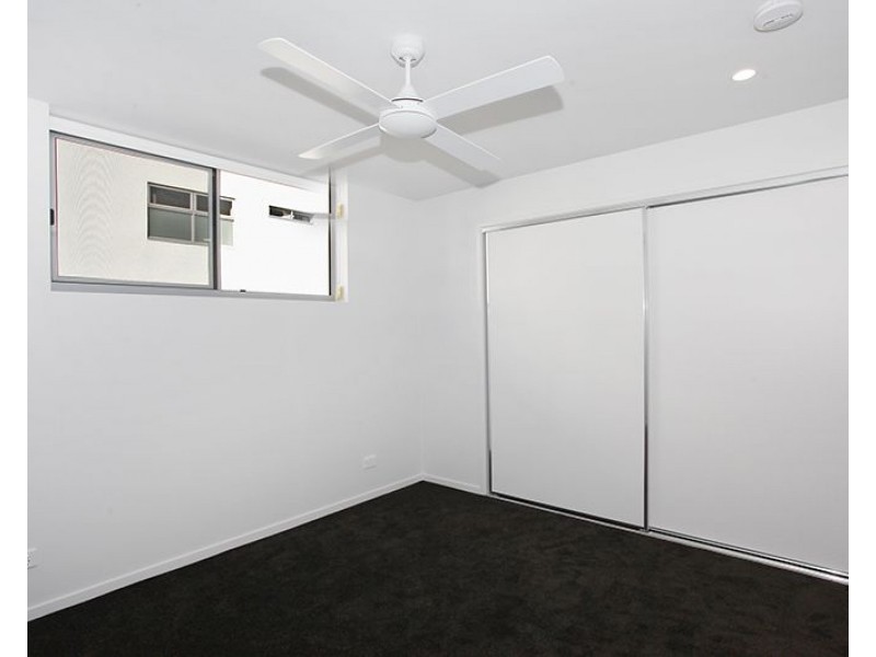 3/305 Bradman Avenue, Maroochydore QLD 4558