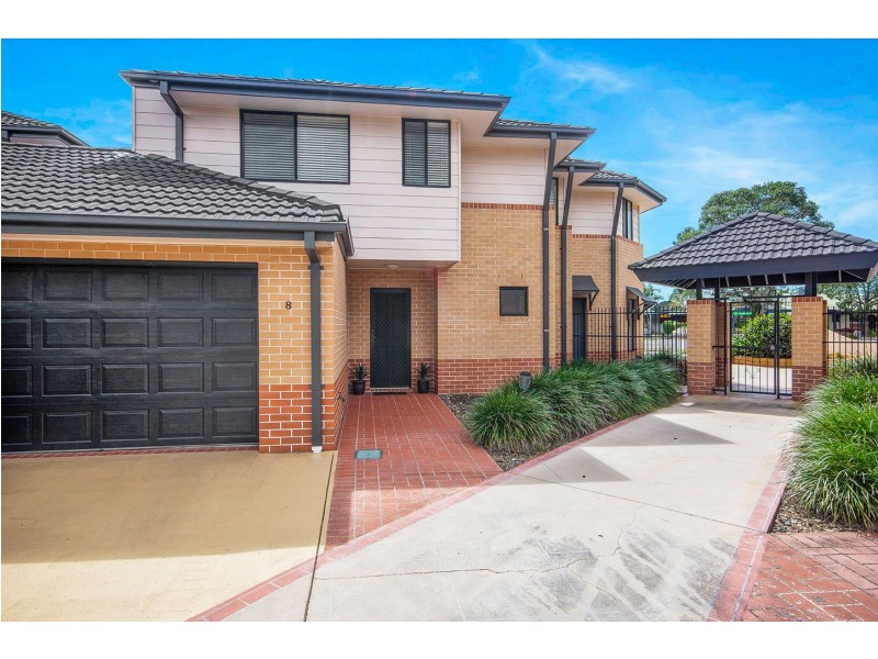 8/2 Springhill Drive, Sippy Downs QLD 4556