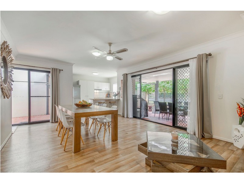 8/2 Springhill Drive, Sippy Downs QLD 4556