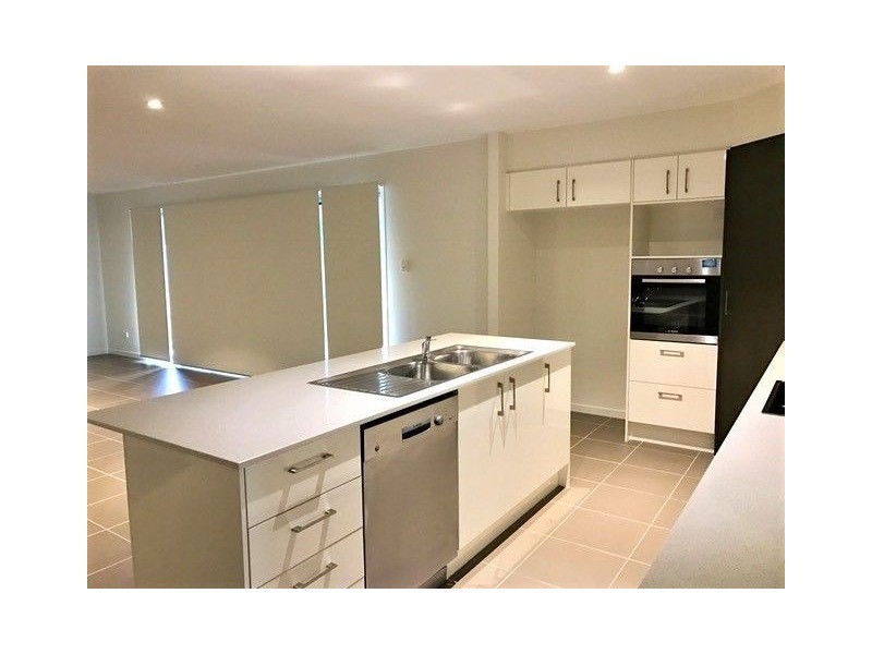 1 Cordwood Drive, Cooroy QLD 4563