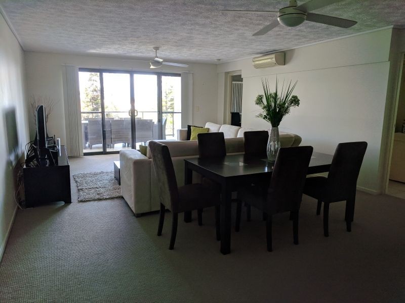 4 Grand Parade, Kawana Island QLD 4575