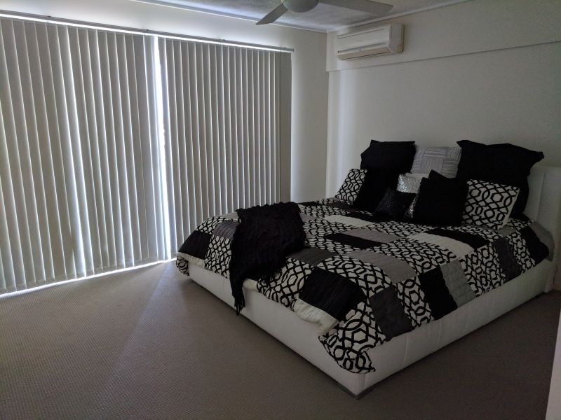 4 Grand Parade, Kawana Island QLD 4575