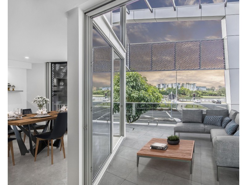 2/11 Sunrise Drive, Maroochydore QLD 4558