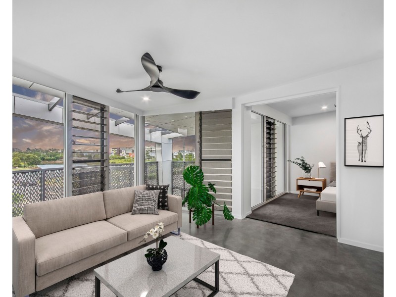 2/11 Sunrise Drive, Maroochydore QLD 4558