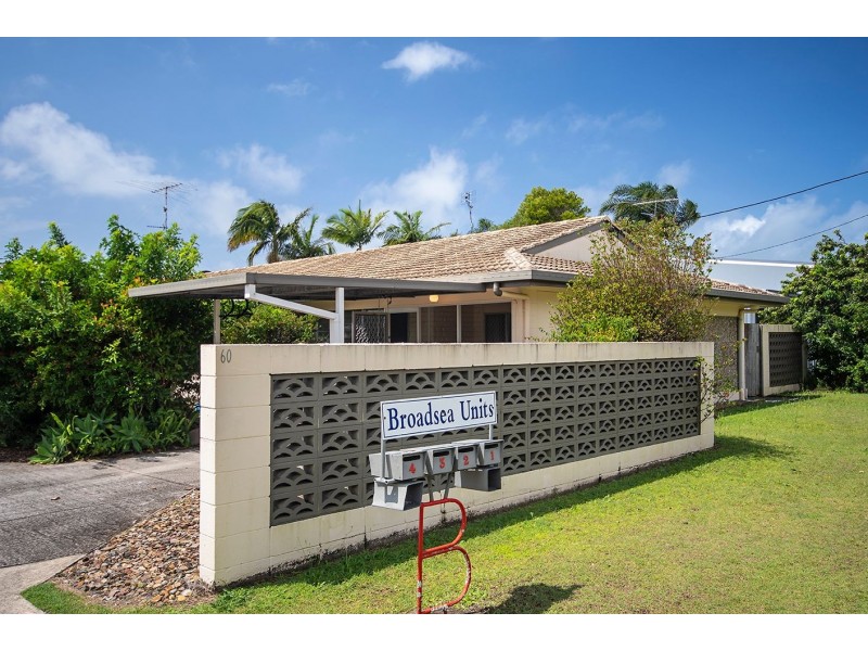 Unit 1/60-62 Broadsea Avenue, Maroochydore QLD 4558