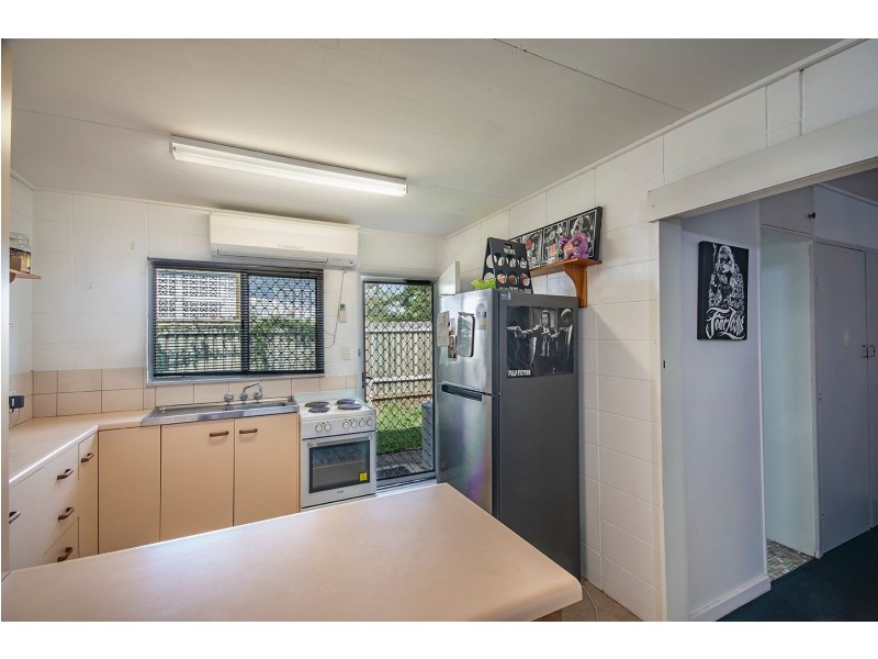 Unit 1/60-62 Broadsea Avenue, Maroochydore QLD 4558