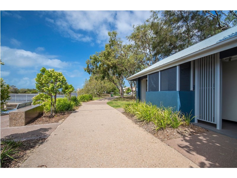 Unit 1/60-62 Broadsea Avenue, Maroochydore QLD 4558
