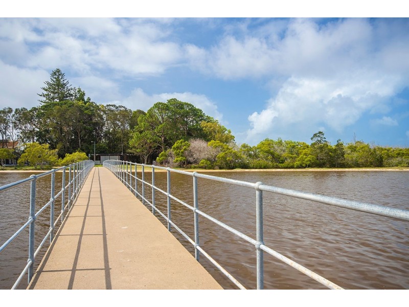 Unit 1/60-62 Broadsea Avenue, Maroochydore QLD 4558