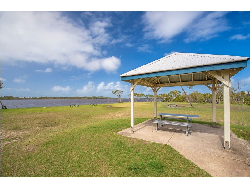 Unit 1/60-62 Broadsea Avenue, Maroochydore QLD 4558