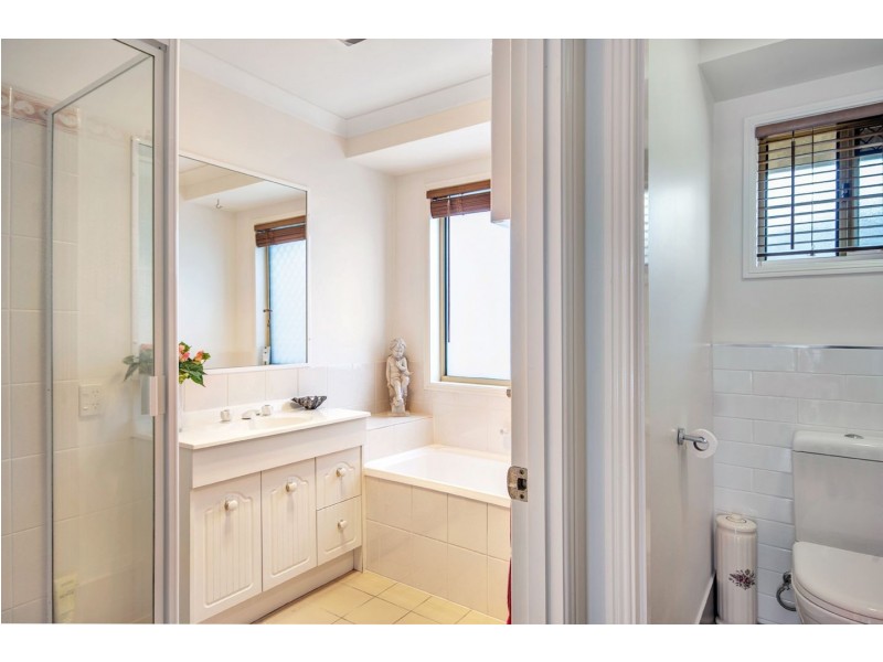 24 Wappa Outlook Drive, Yandina QLD 4561