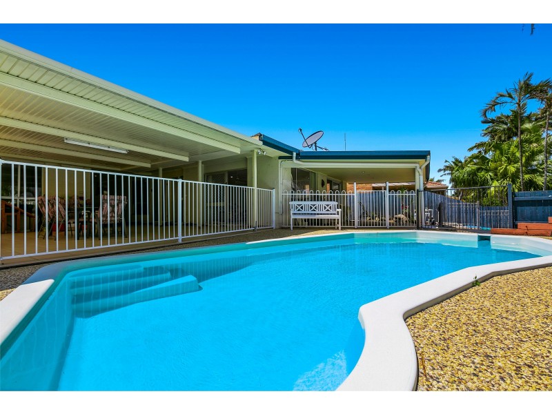 8 Coomaroo Crescent, Minyama QLD 4575