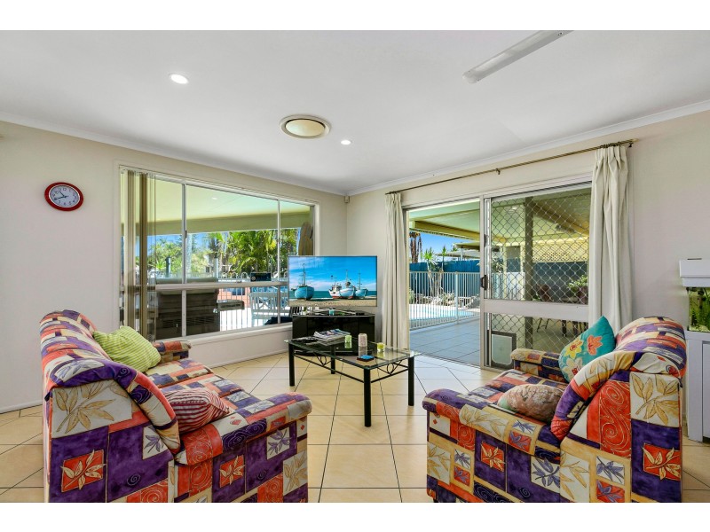 8 Coomaroo Crescent, Minyama QLD 4575