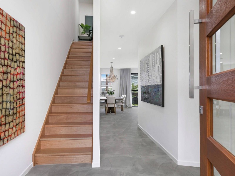 13 Round Bush Crescent, Maroochydore QLD 4558