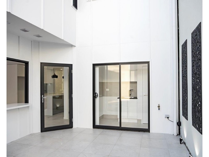 92 Osborne Circuit, Maroochydore QLD 4558