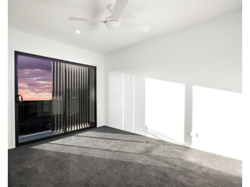 92 Osborne Circuit, Maroochydore QLD 4558