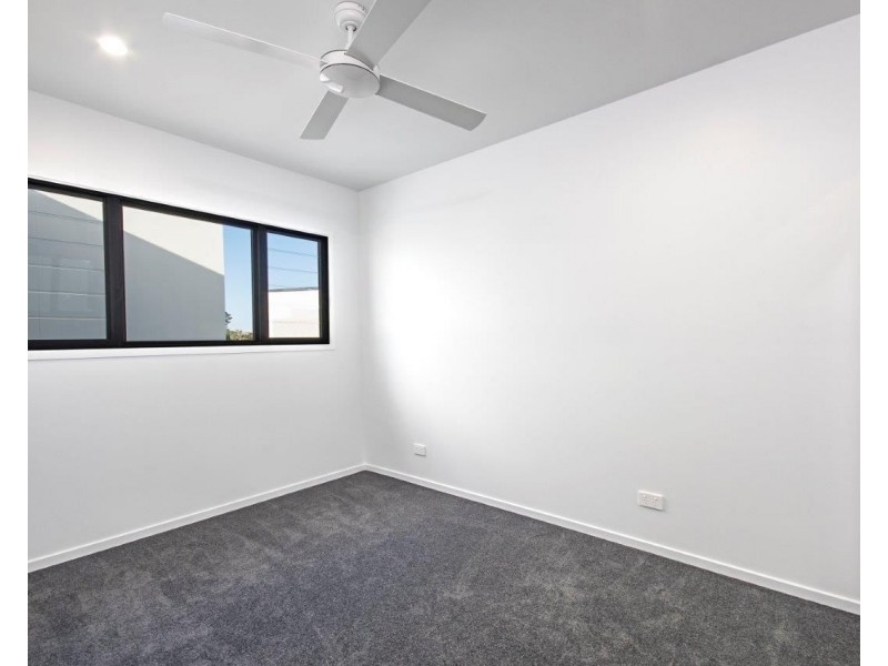 92 Osborne Circuit, Maroochydore QLD 4558