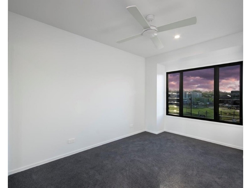 92 Osborne Circuit, Maroochydore QLD 4558