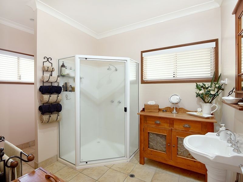 1 Leopard Ash Road, Kleinton QLD 4352