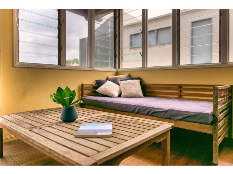 8 William Street, Alexandra Headland QLD 4572