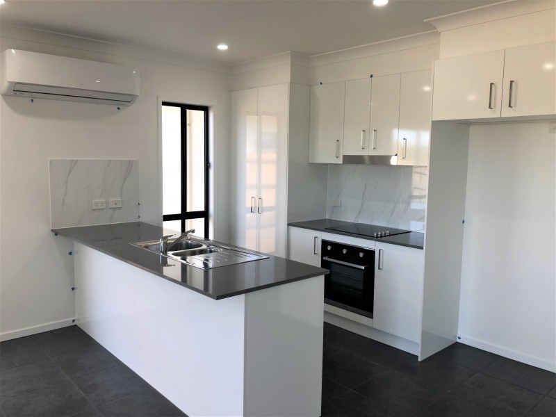 2/3 Jarrah Drive, Peregian Springs QLD 4573