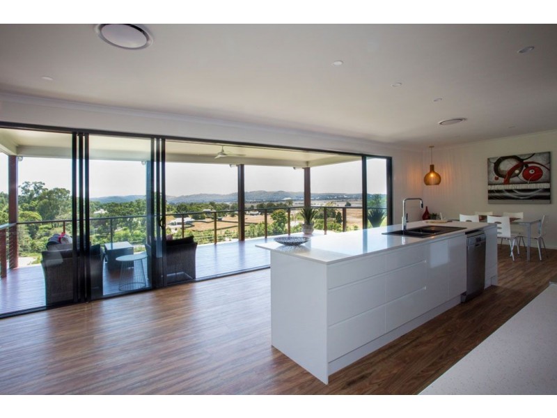 22 Hughes Place, Valdora QLD 4561