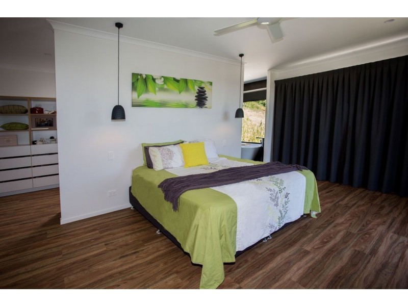 22 Hughes Place, Valdora QLD 4561