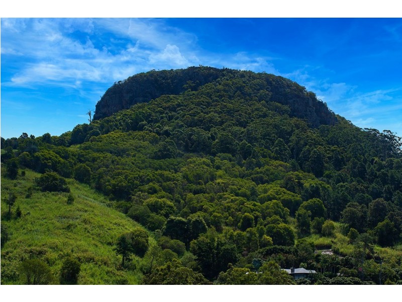 22 Hughes Place, Valdora QLD 4561