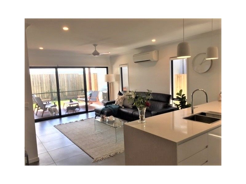 7 Limosa Way, Palmview QLD 4553