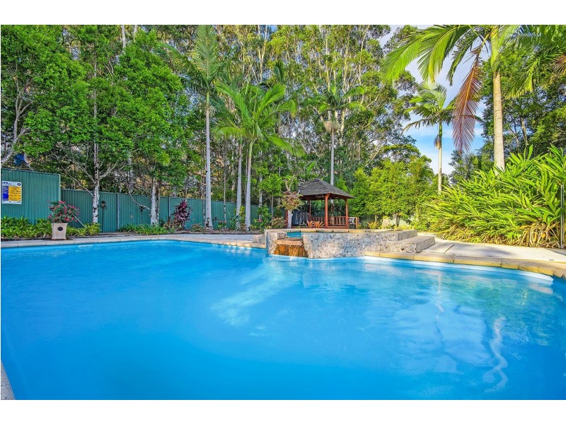 9 Upland Court, Tinbeerwah QLD 4563