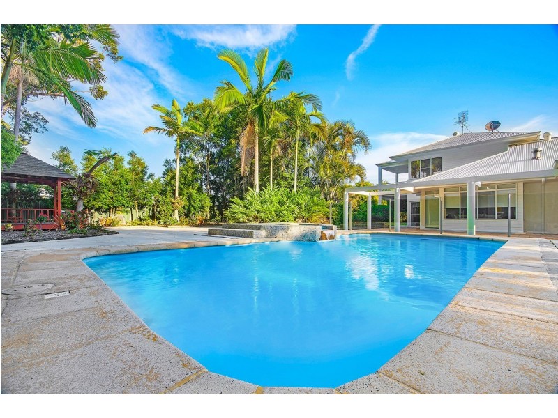 9 Upland Court, Tinbeerwah QLD 4563