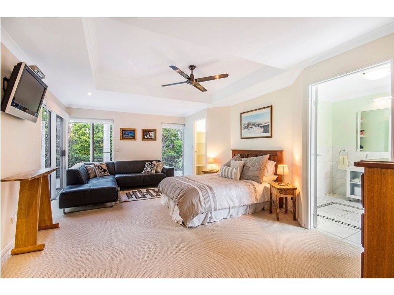 9 Upland Court, Tinbeerwah QLD 4563