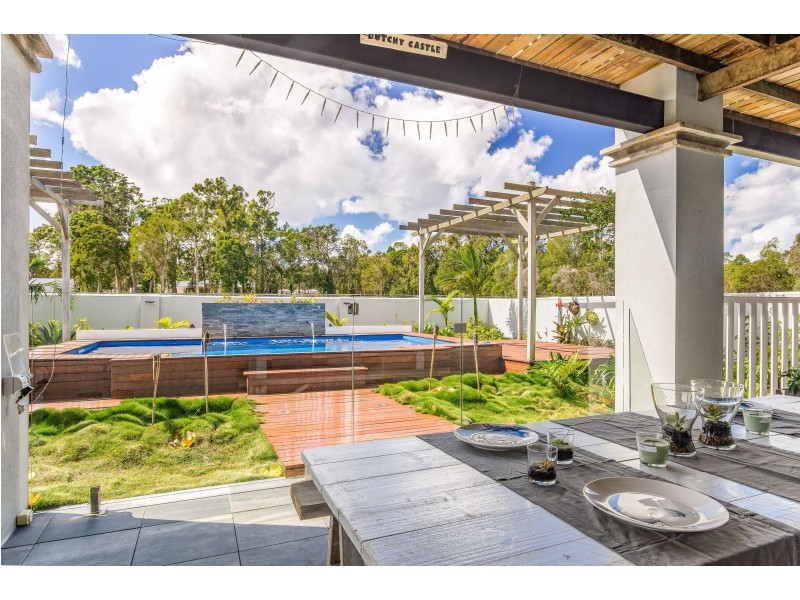 18 Amaroo Place, Cooroibah QLD 4565