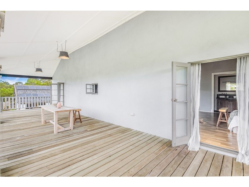 18 Amaroo Place, Cooroibah QLD 4565