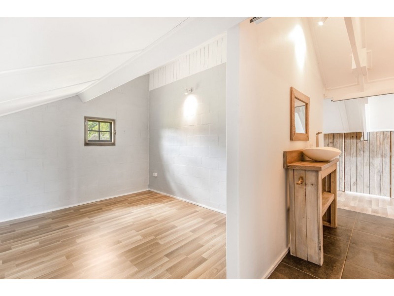 18 Amaroo Place, Cooroibah QLD 4565