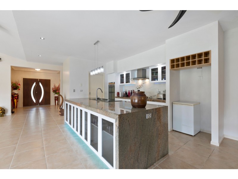 25 Arcoona Road, Coolum Beach QLD 4573
